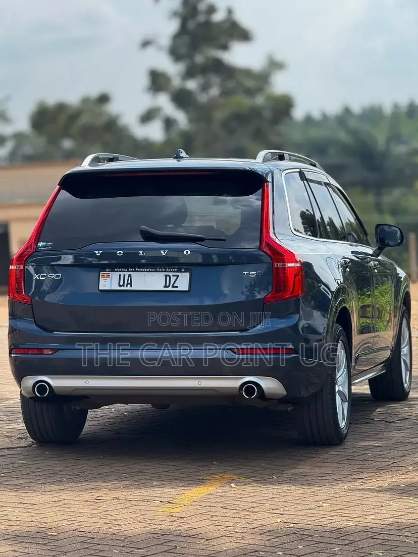 Volvo XC90 2018 Blue
