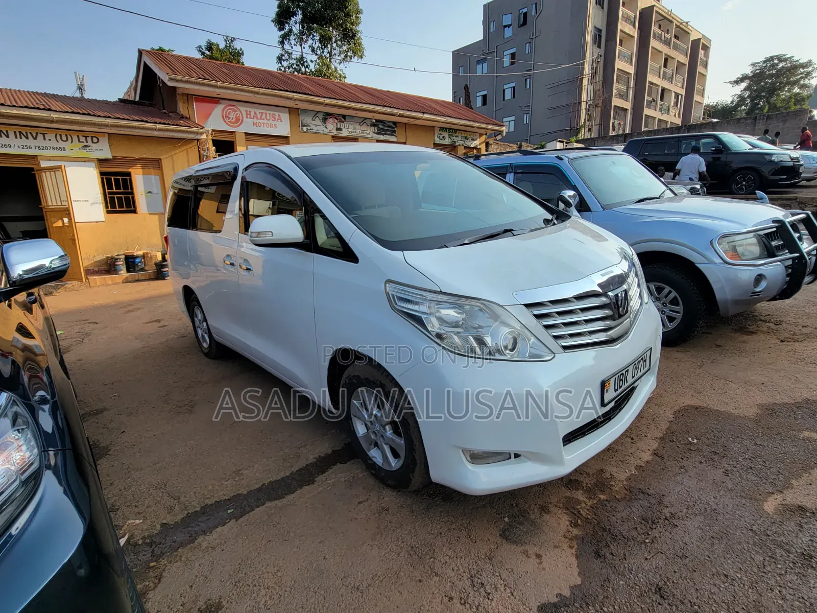 Toyota Alphard 2010 White