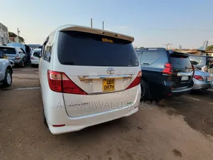 Toyota Alphard 2010 White
