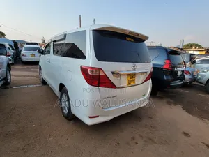 Toyota Alphard 2010 White