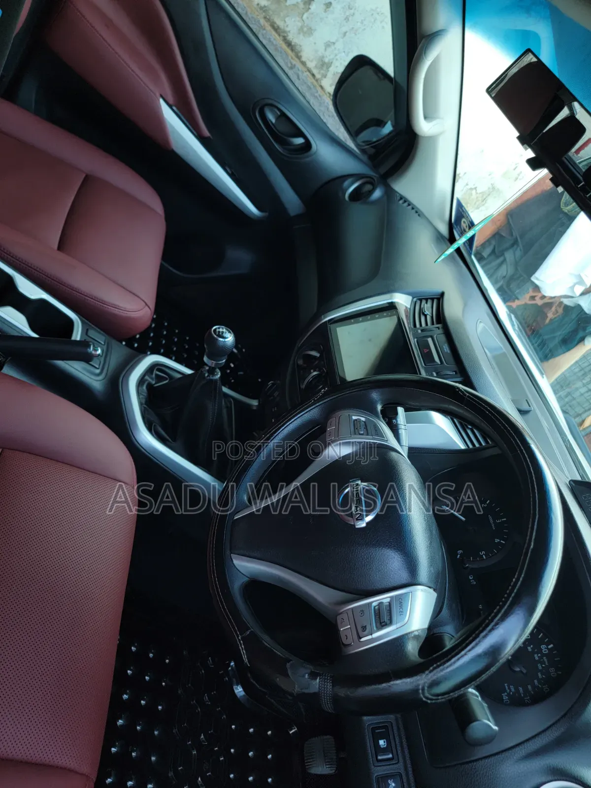 Nissan Hardbody 2015 White