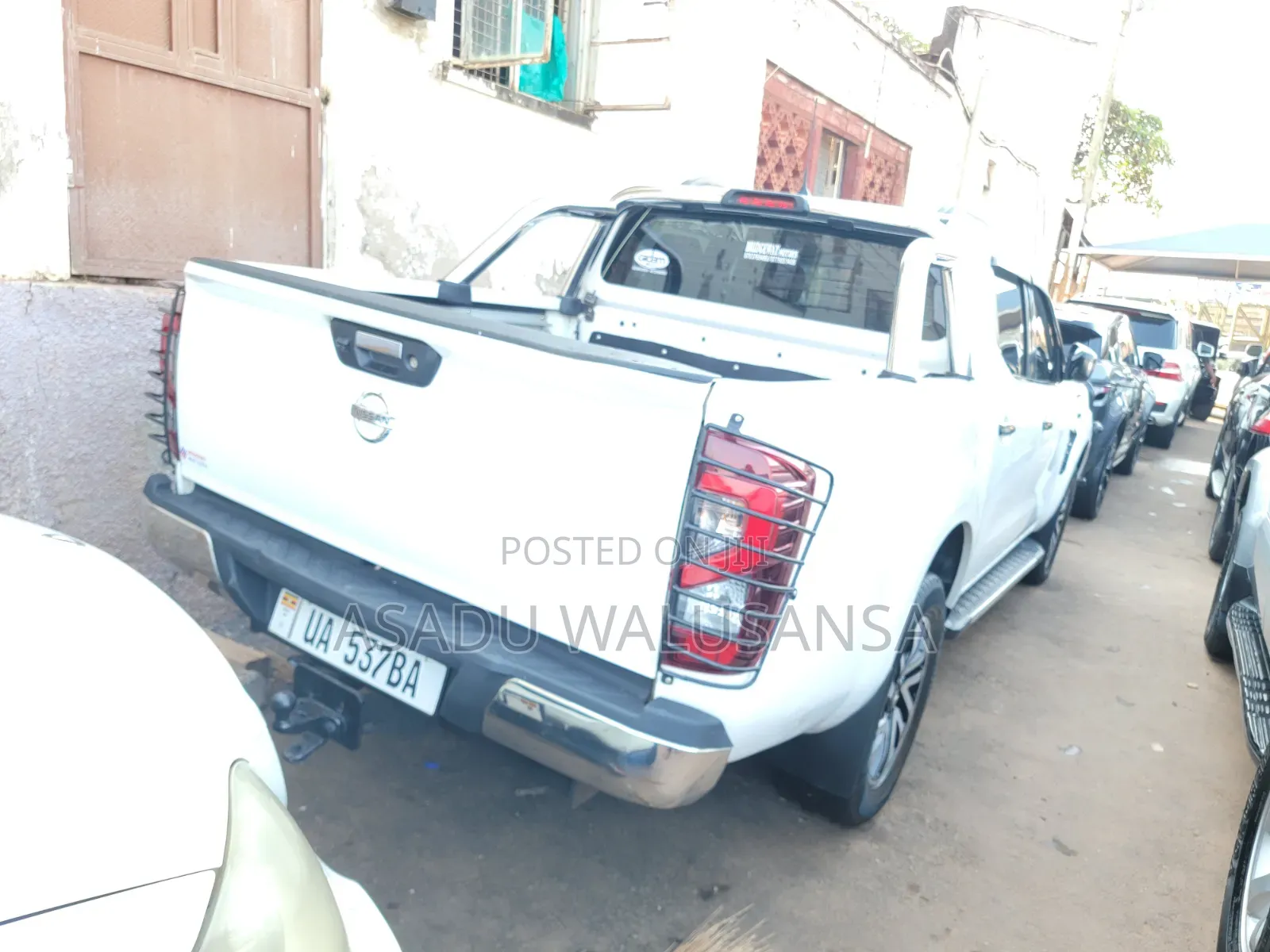 Nissan Hardbody 2015 White