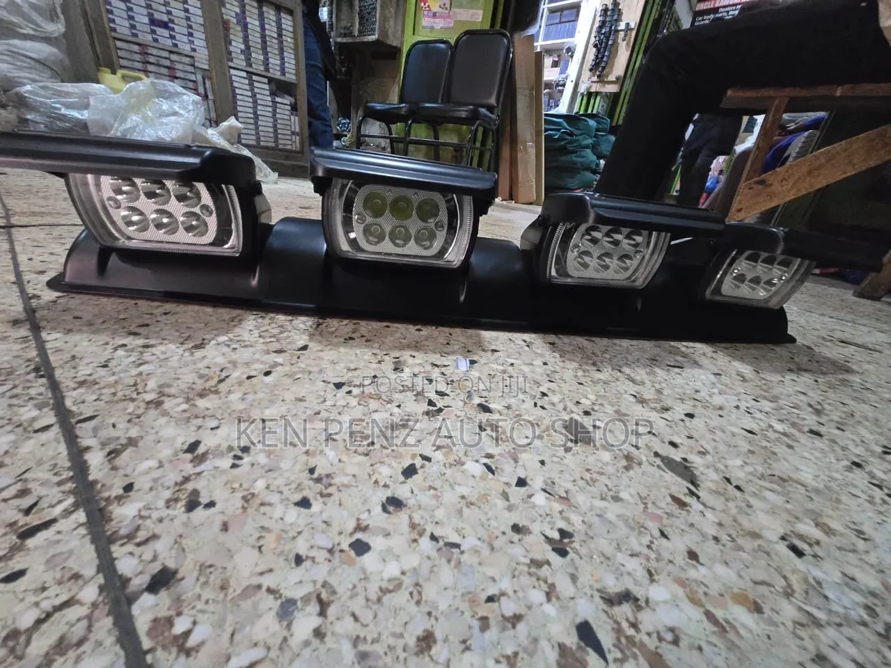 Universal 4×4 Off- Road Roof Top Pod Light Bar
