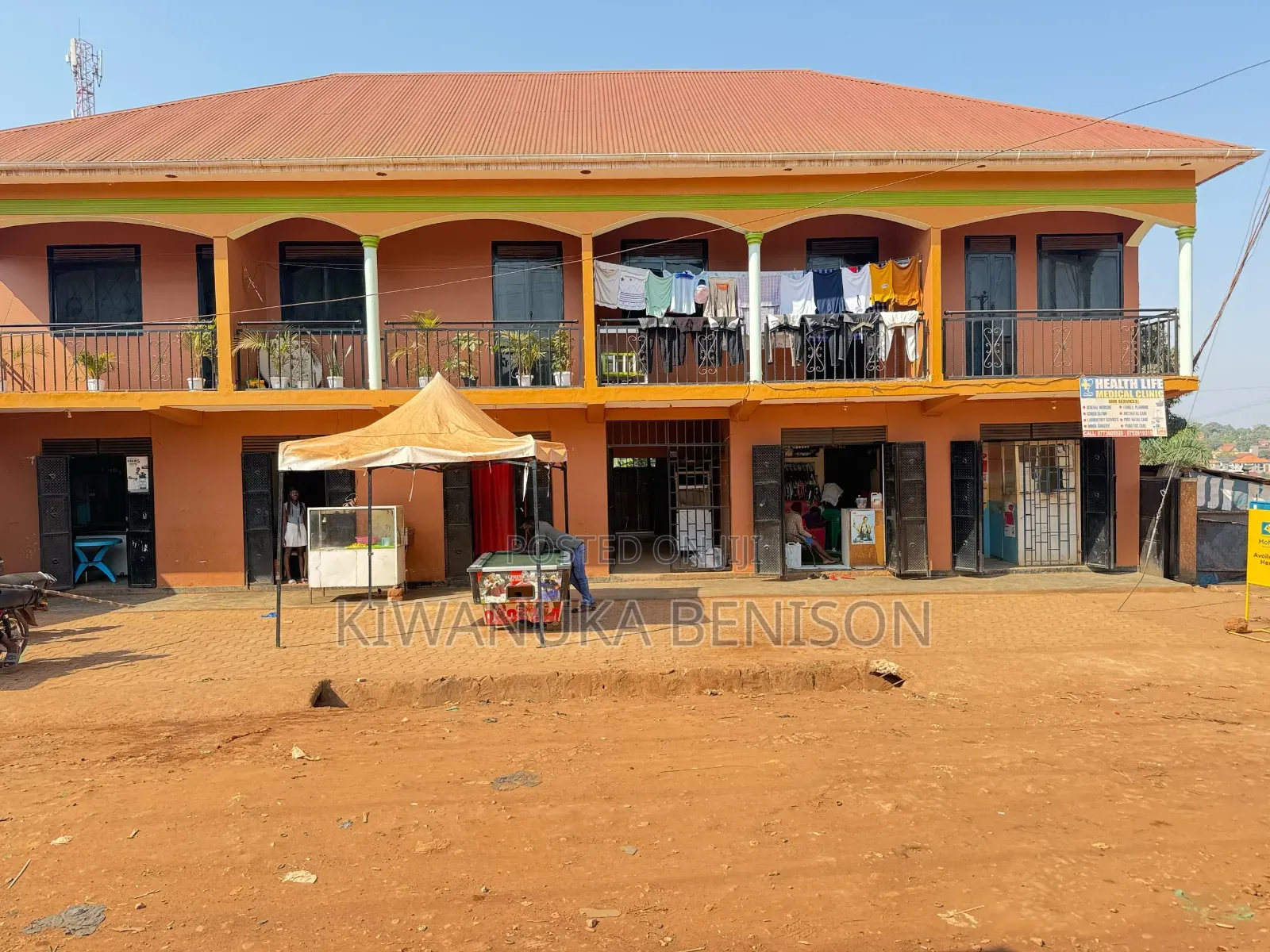 Flat House of Shops on Quick Sale In. Avery Prime Location