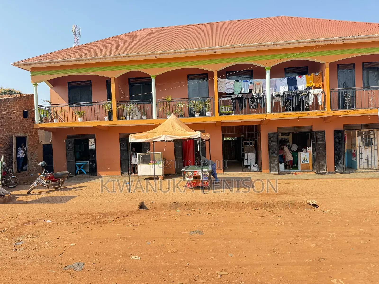 Flat House of Shops on Quick Sale In. Avery Prime Location