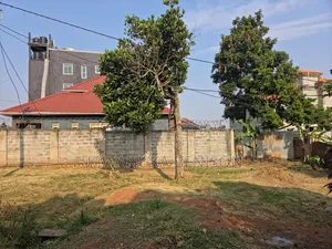 A 50×100FT Plot With aTitle on SALE in KYANJA