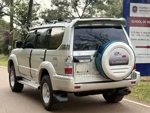 Toyota Land Cruiser Prado 3.0 TD 2000 Silver