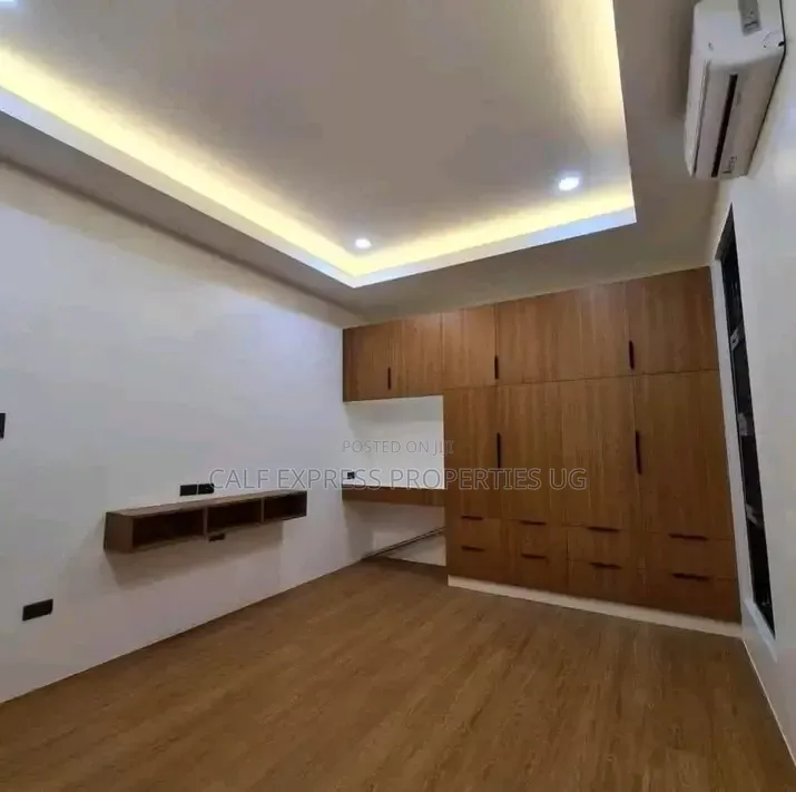3bdrm Apartment in Kansanga, Central Division for rent