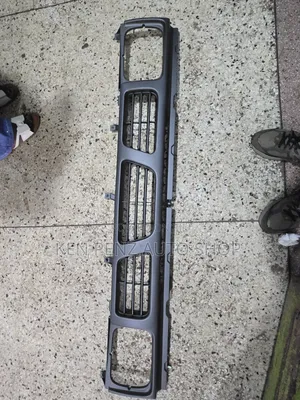 Nissan Sahara Front Bumper Grill ( Short)