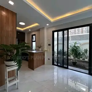 3bdrm Apartment in Muyenga Kiwafu, Central Division for rent