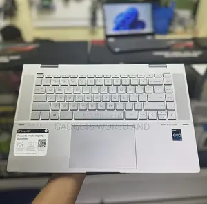 New Laptop HP Envy 15t 8GB Intel Core i5 SSD 512GB