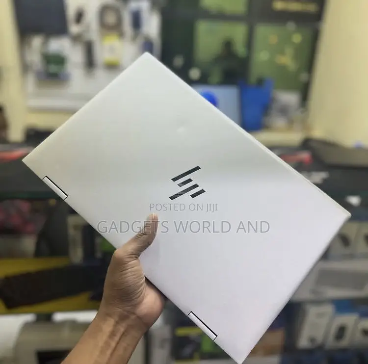 New Laptop HP Envy 15t 8GB Intel Core i5 SSD 512GB
