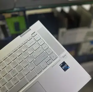 New Laptop HP Envy 15t 8GB Intel Core i5 SSD 512GB
