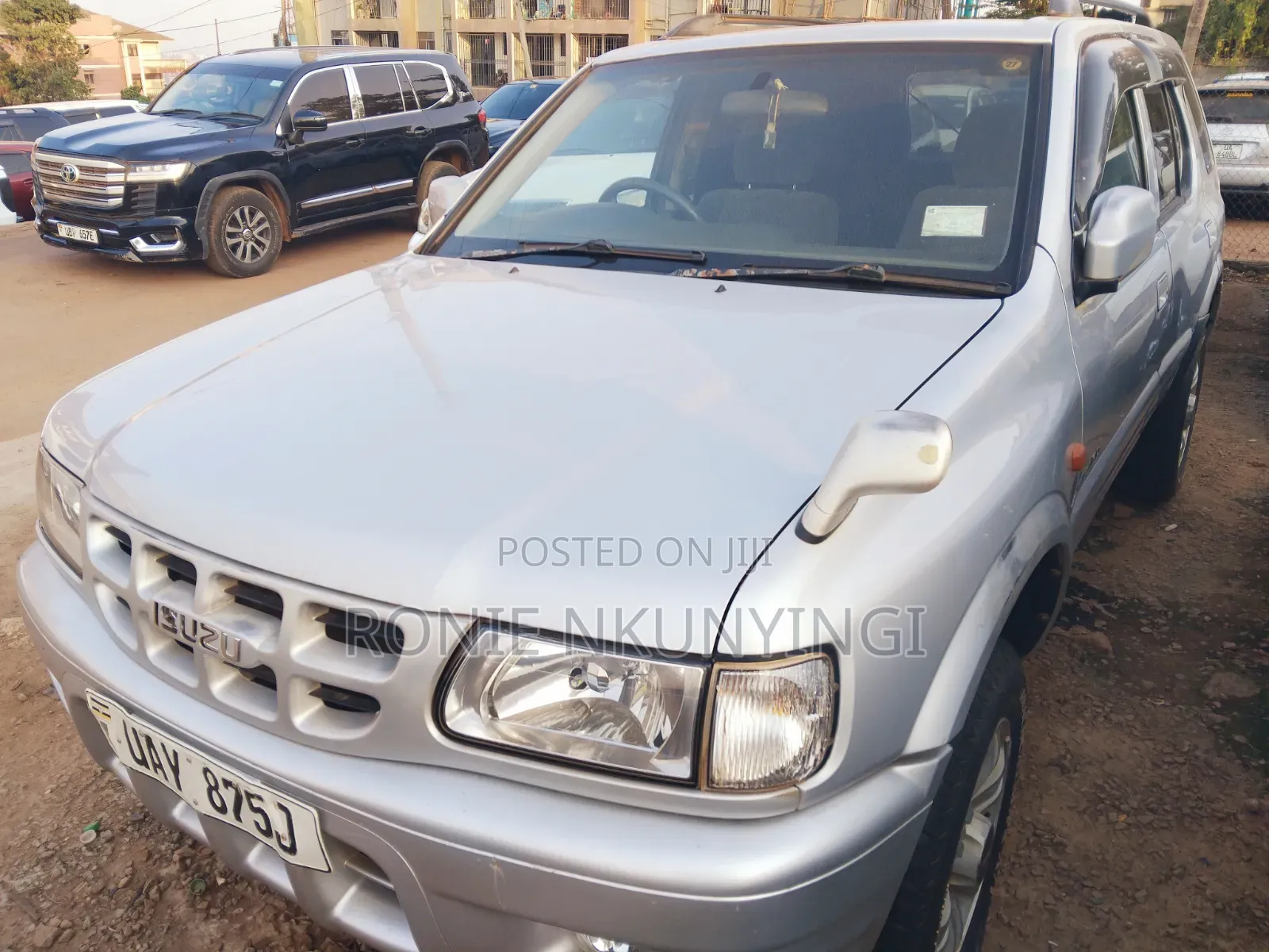 Isuzu Trooper 2002 Silver