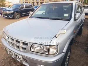 Isuzu Trooper 2002 Silver
