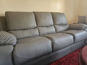 Uk Used HOMCOM Grey Faux Leather Recliner