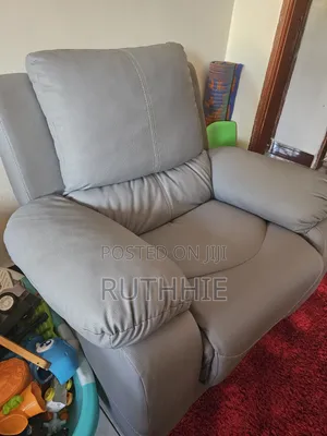 Uk Used HOMCOM Grey Faux Leather Recliner