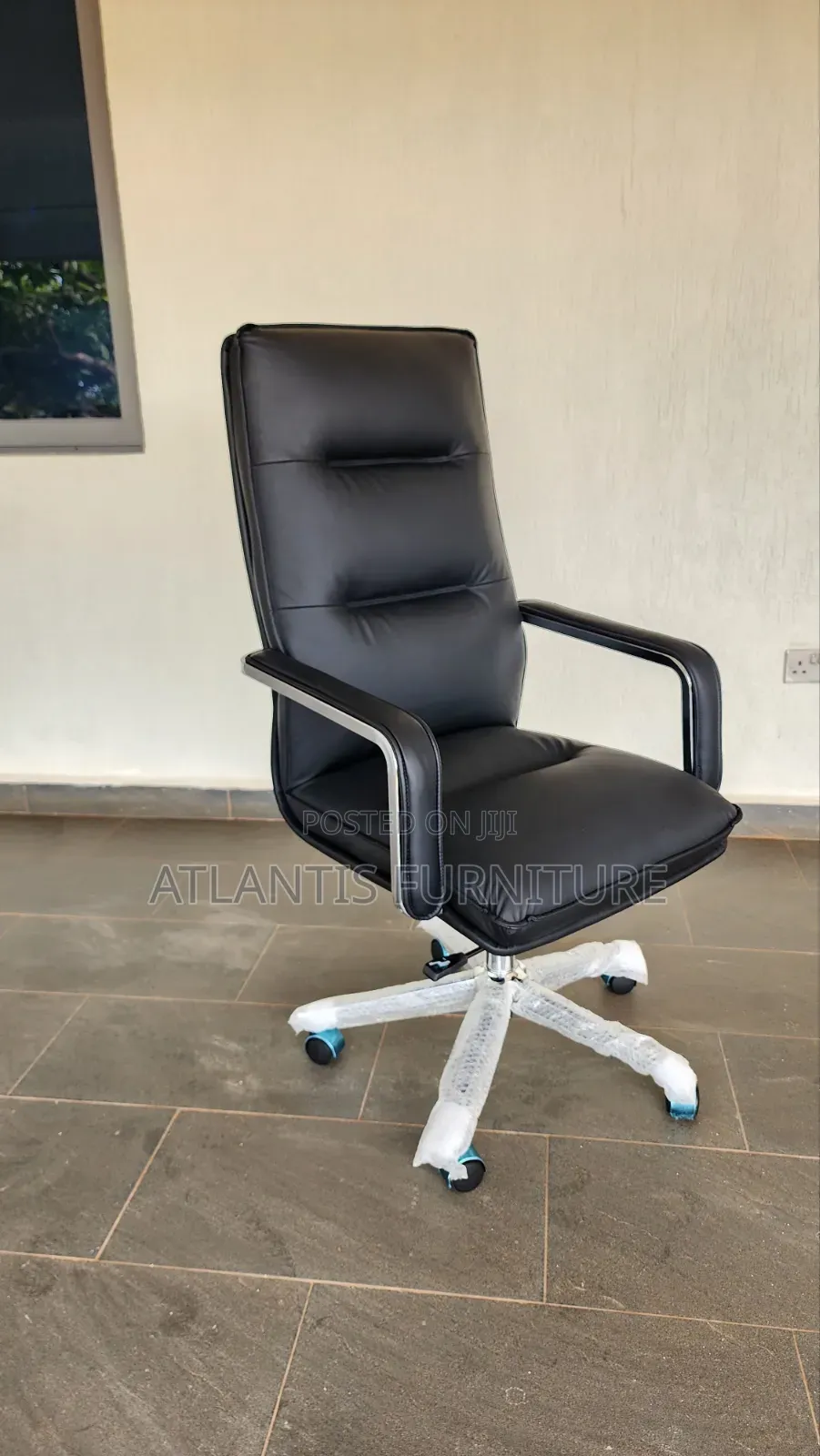 Executive Black and Stainless Steel Arms Chair