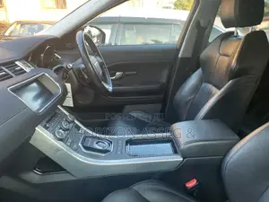 Land Rover Range Rover Evoque HSE Dynamic 4x4 (2.0 4cyl 9A) 2016 Silver
