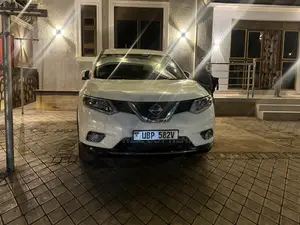 Nissan X-Trail 2.0 Petrol AWD 2015 White