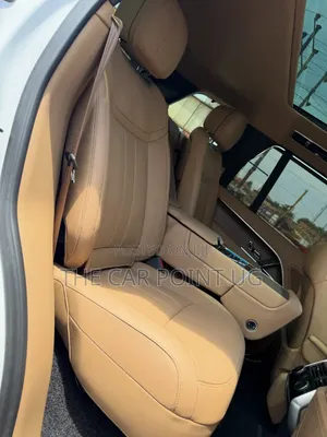 Land Rover Range Rover Vogue 2025 White
