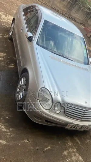Mercedes Benz