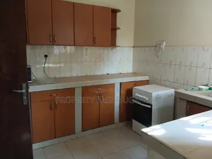 3bdrm Apartment in Kyambogo, Nakawa for rent