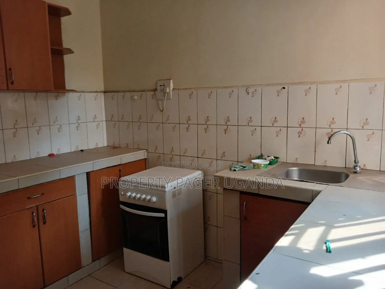 3bdrm Apartment in Kyambogo, Nakawa for rent