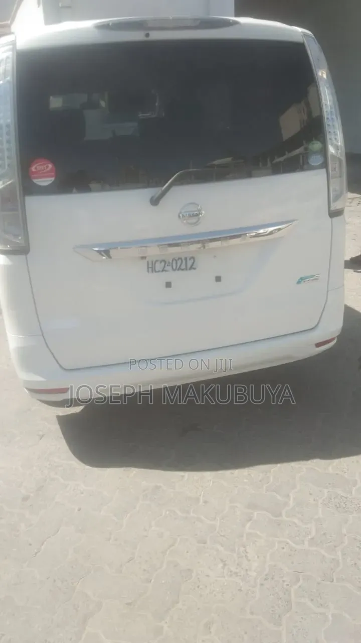 Nissan Serena 2013 White