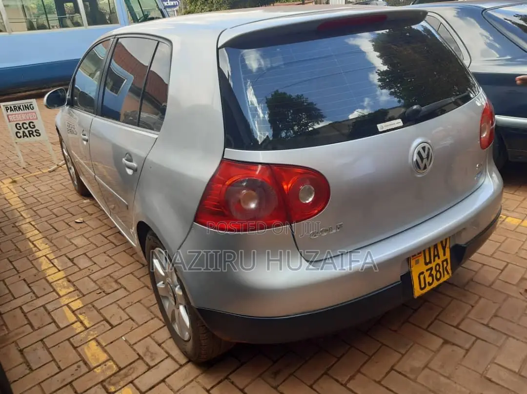 Volkswagen Golf 2.0 FSI Comfortline Automatic 2004 Silver