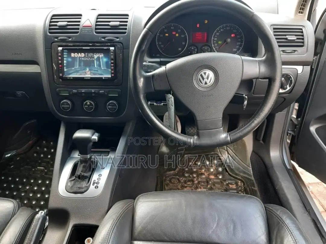 Volkswagen Golf 2.0 FSI Comfortline Automatic 2004 Silver