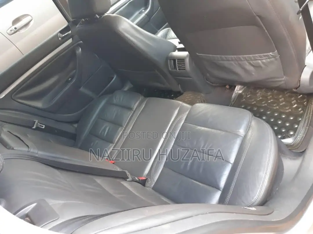 Volkswagen Golf 2.0 FSI Comfortline Automatic 2004 Silver