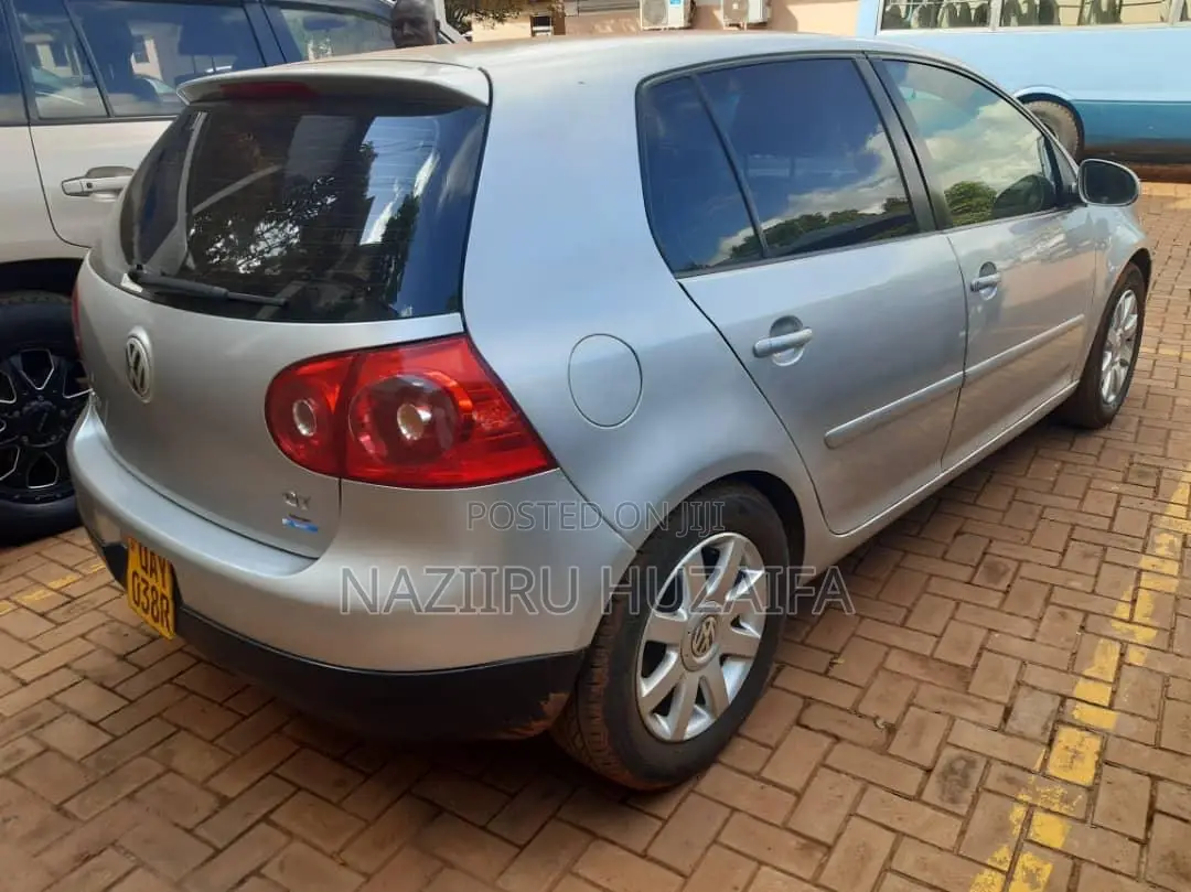 Volkswagen Golf 2.0 FSI Comfortline Automatic 2004 Silver