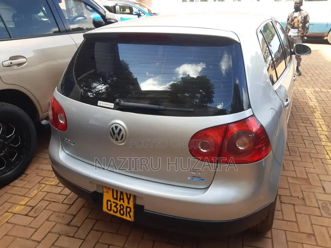 Volkswagen Golf 2.0 FSI Comfortline Automatic 2004 Silver
