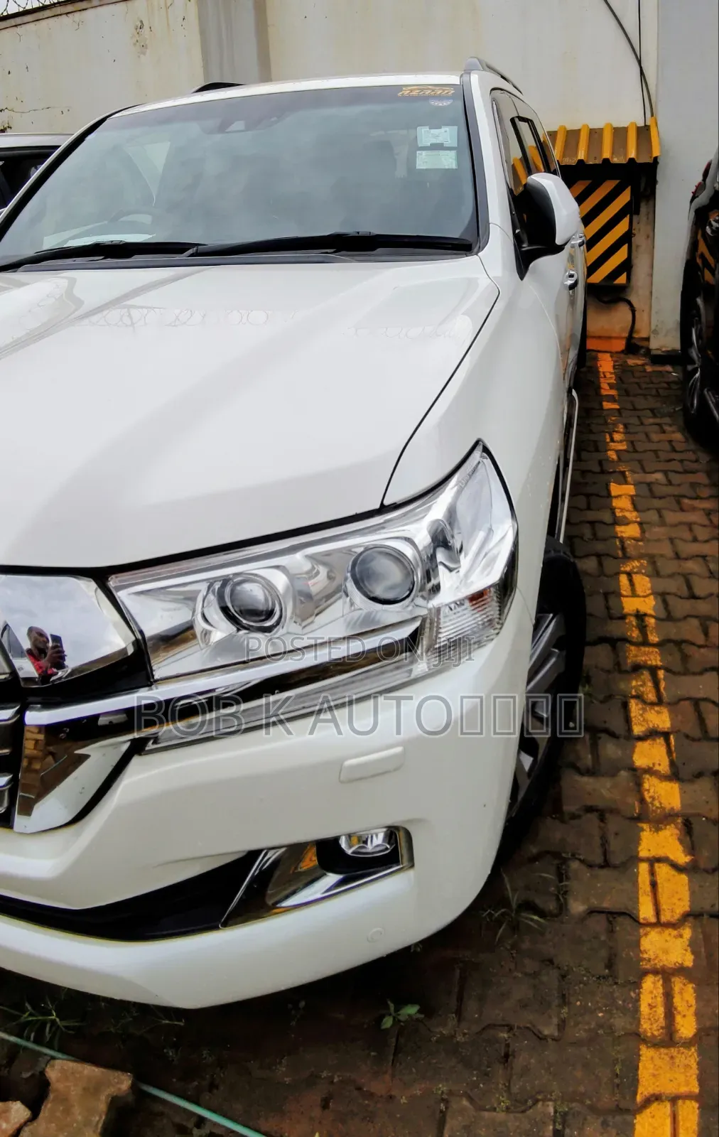 Toyota Land Cruiser 2016 White