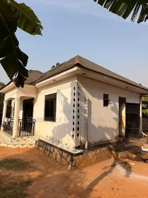 4bdrm House in Division A for sale