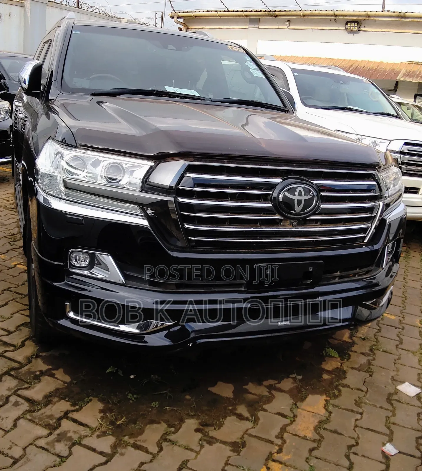Toyota Land Cruiser 2016 Black