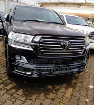 Toyota Land Cruiser 2016 Black