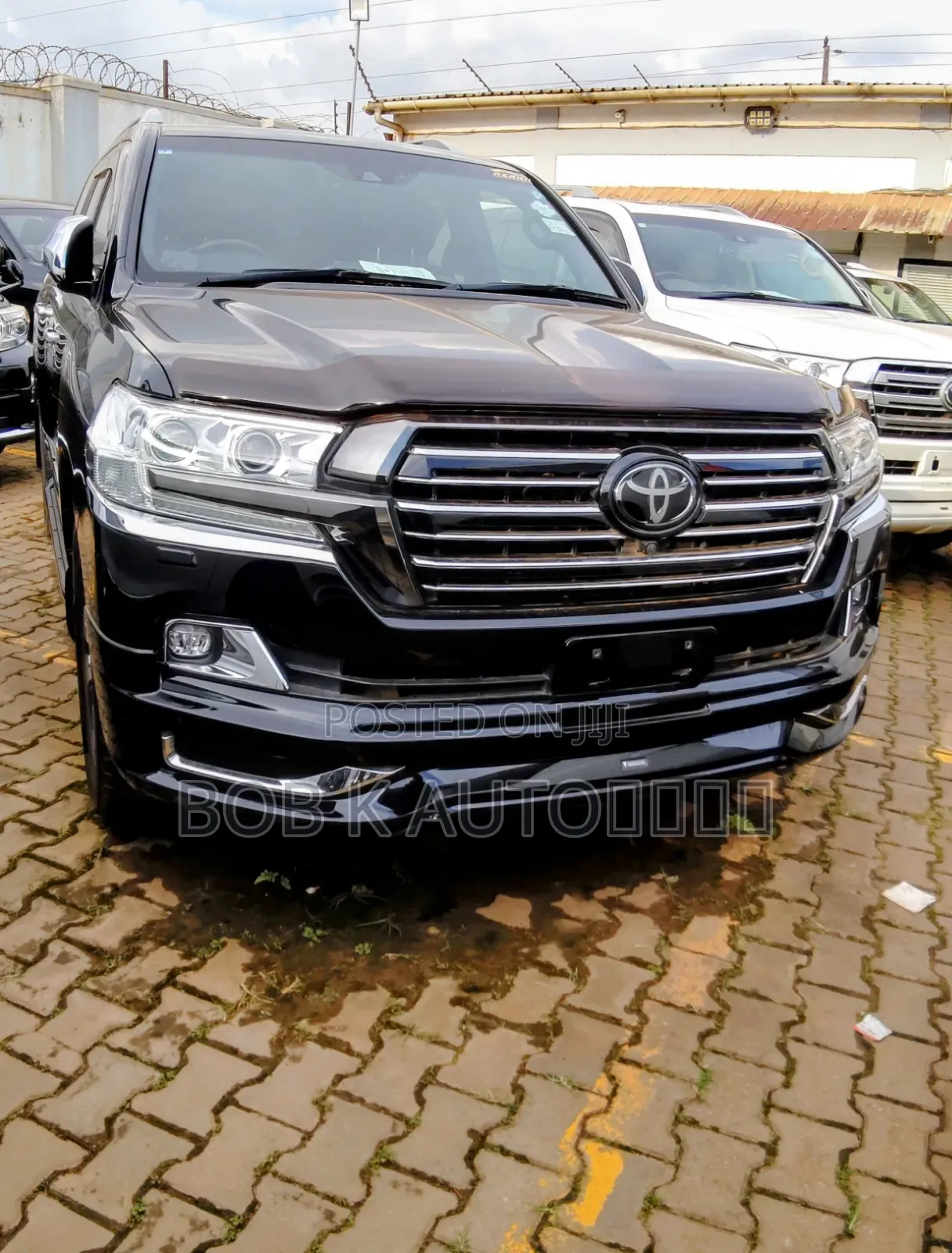 Toyota Land Cruiser 2016 Black