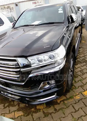 Toyota Land Cruiser 2016 Black