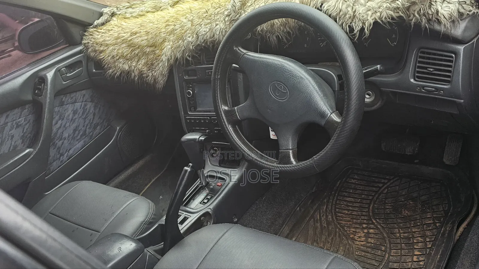 Toyota Corona 1998 Black