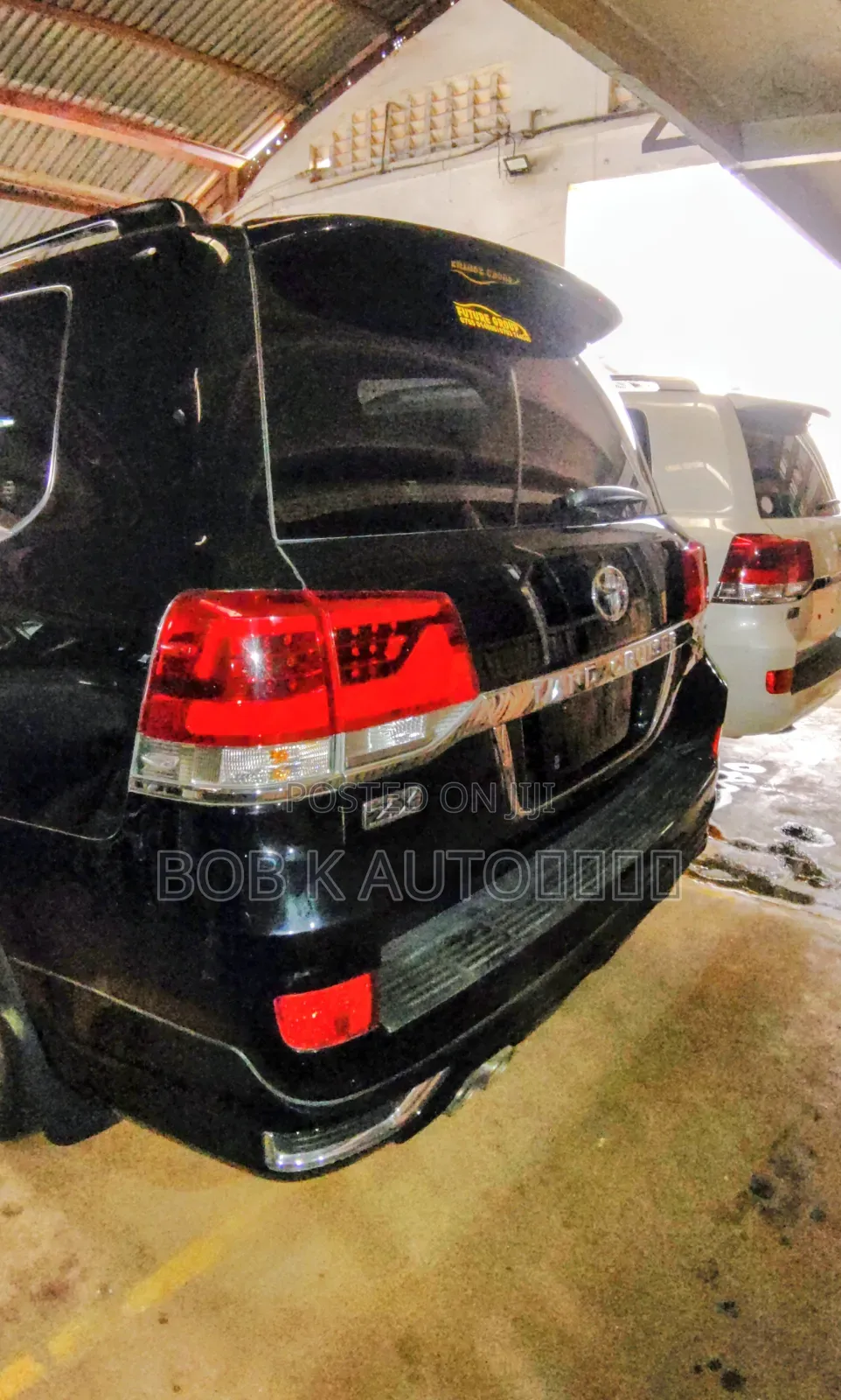 Toyota Land Cruiser 4.6 V8 ZX 2020 Black