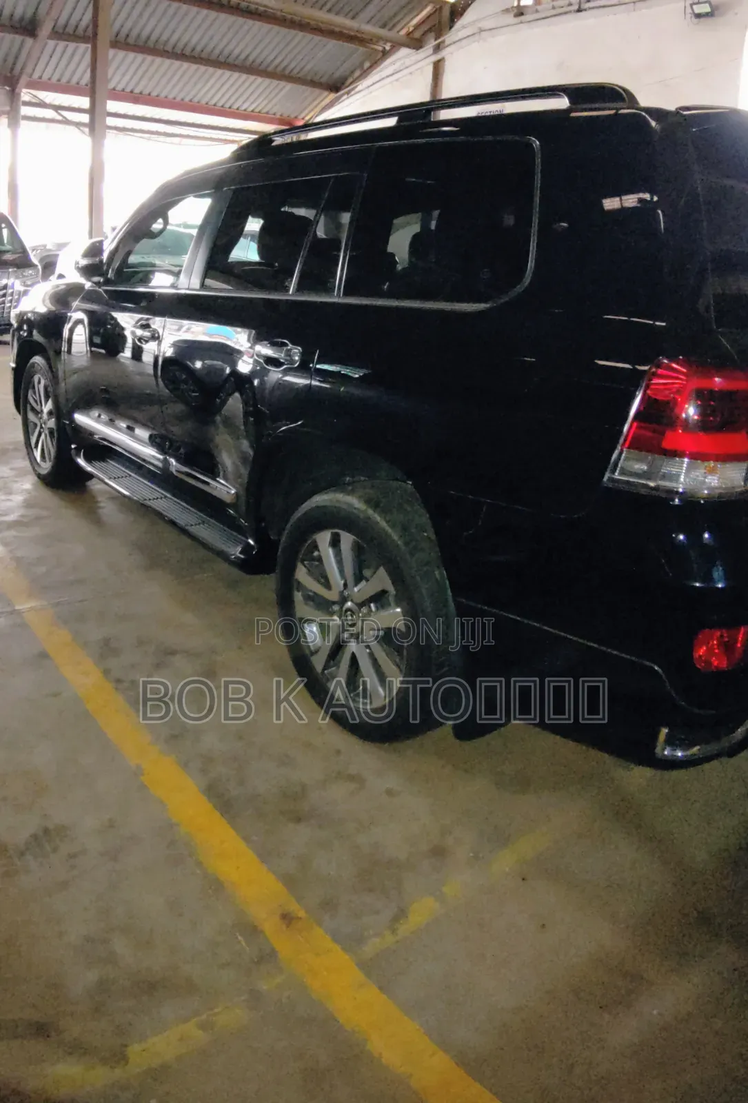Toyota Land Cruiser 4.6 V8 ZX 2020 Black