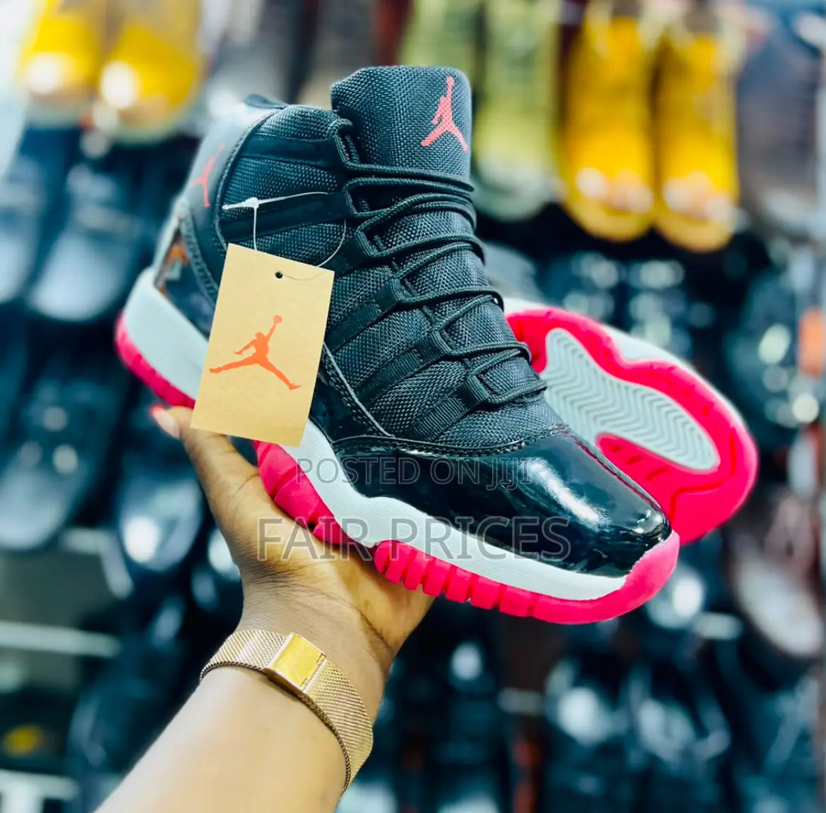 Classic Unisex Jordan 11 Sneakers
