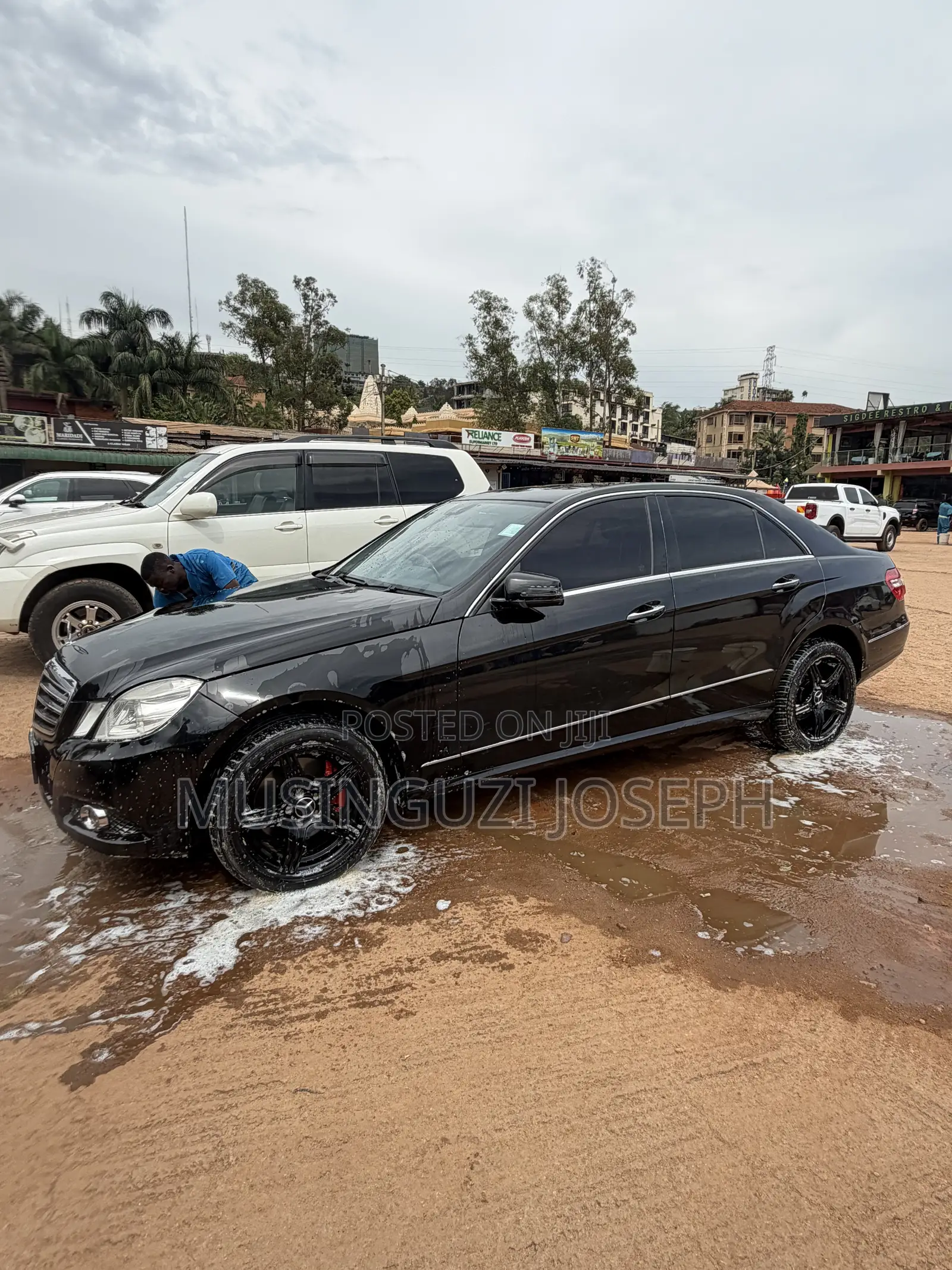 Mercedes-Benz E300 2010 Black
