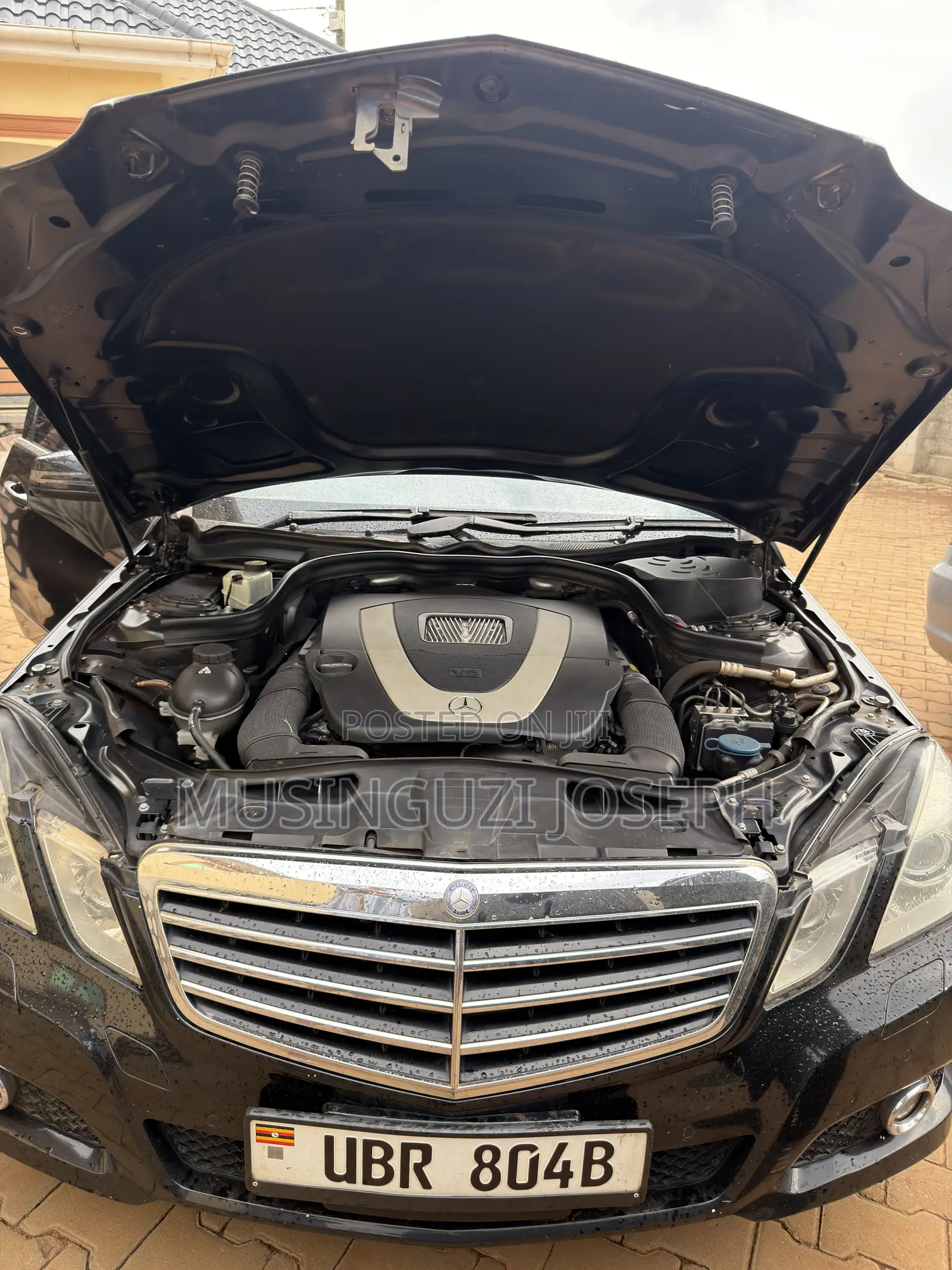 Mercedes-Benz E300 2010 Black
