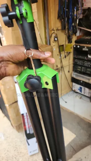 Speaker Stand