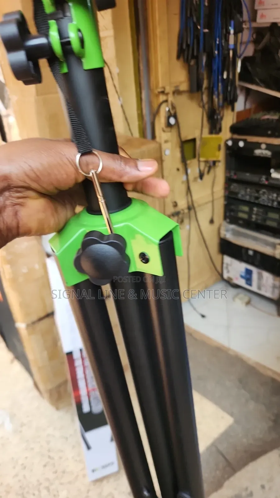 Speaker Stand