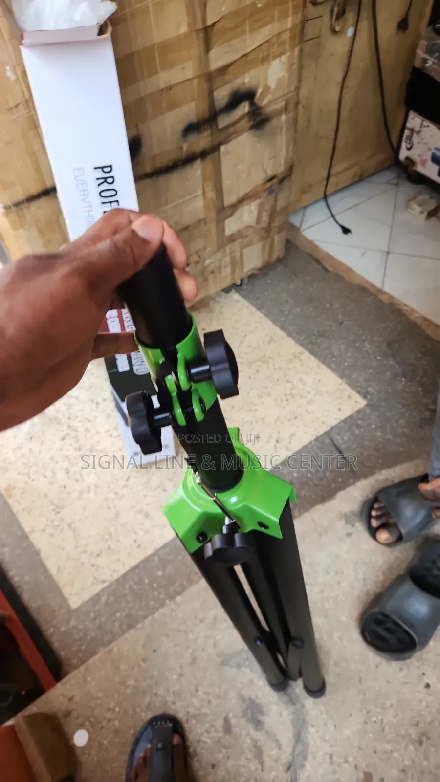 Speaker Stand
