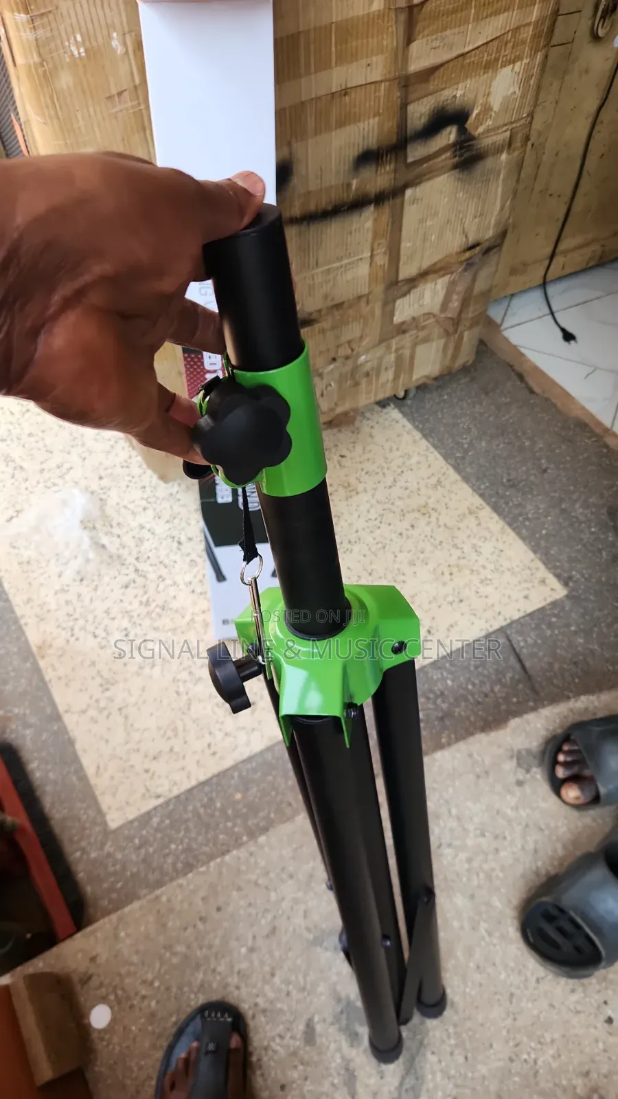 Speaker Stand